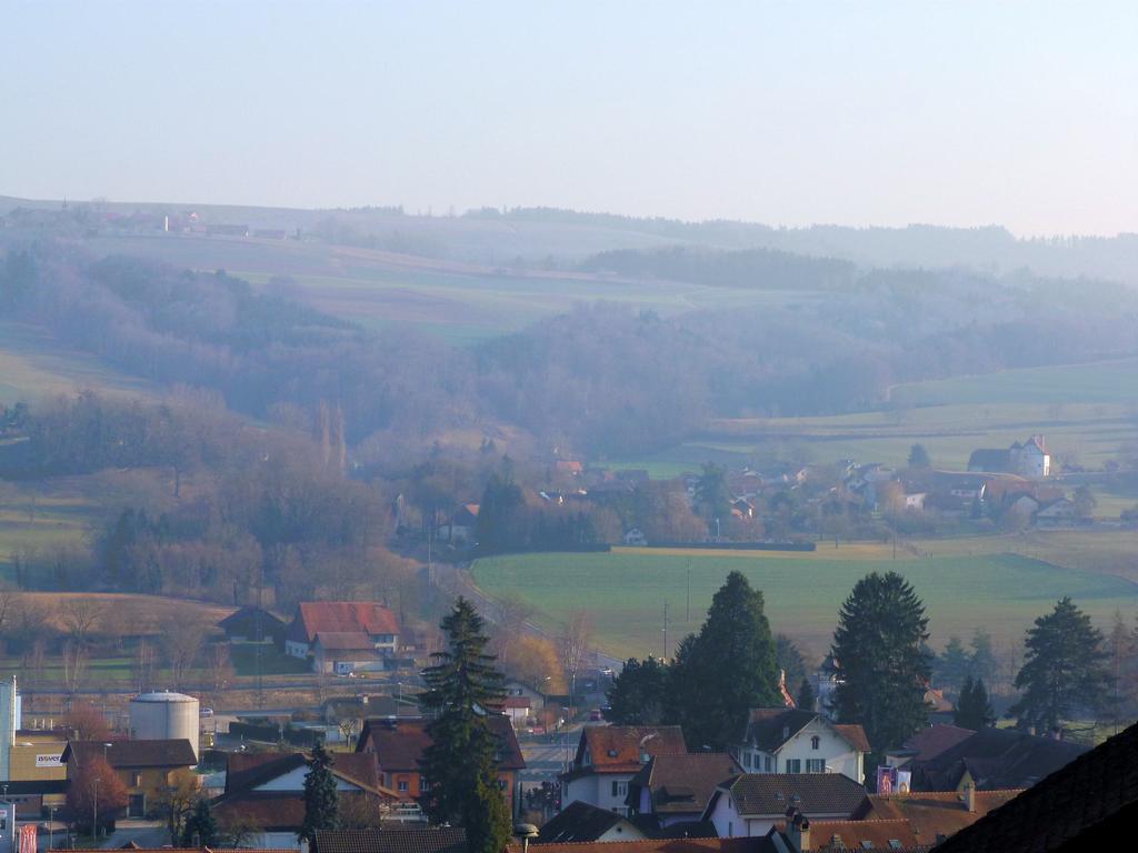 Cliqeu pour voir l'image suivante