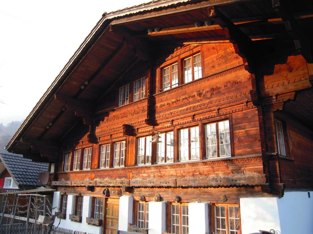 Cliqeu pour voir l'image suivante