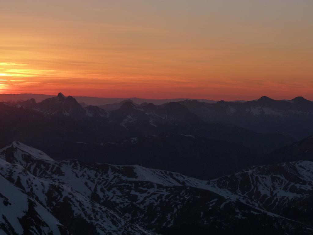 Cliqeu pour voir l'image suivante